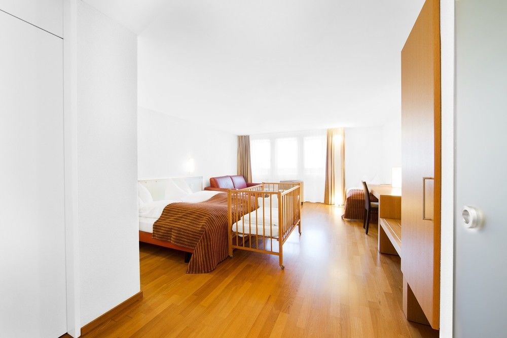 Tailormade Hotel Krone Зарнен Екстер'єр фото